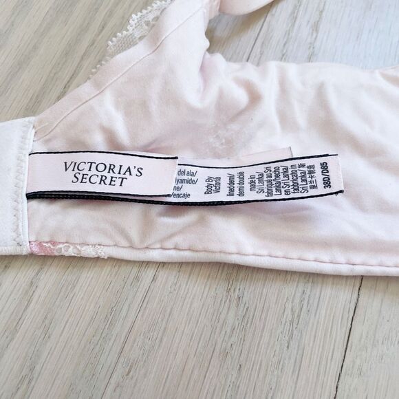 BUY 1 GET 1 FREE 38D Victorias Secret body by Victoria lined demi pink lace bra - Picture 10 of 12